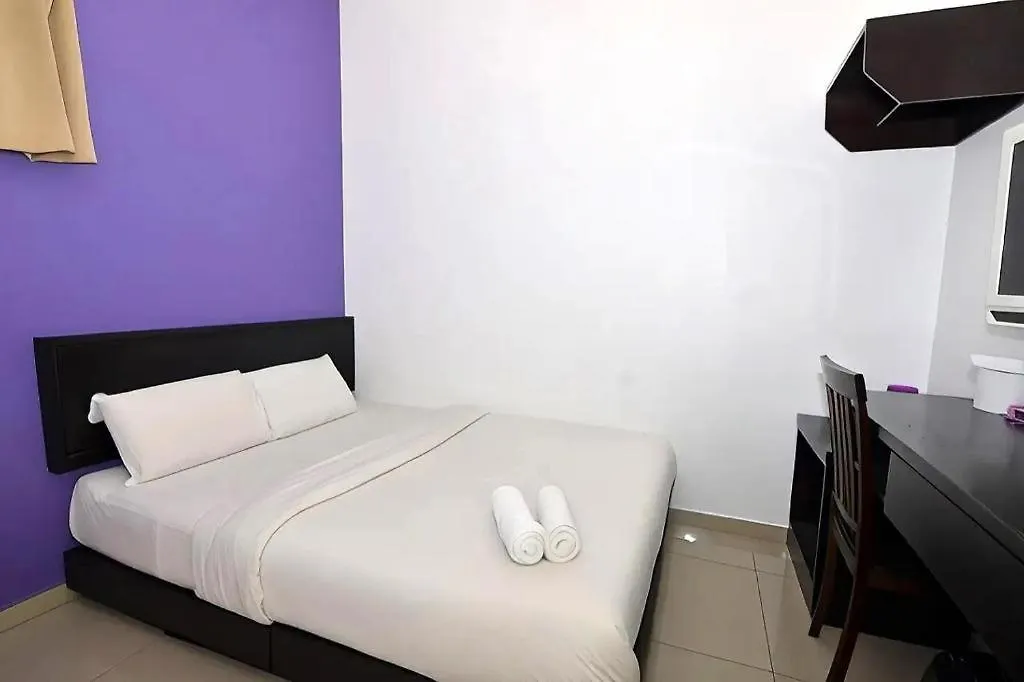 Hotel Alam Indi Джохор-Бару