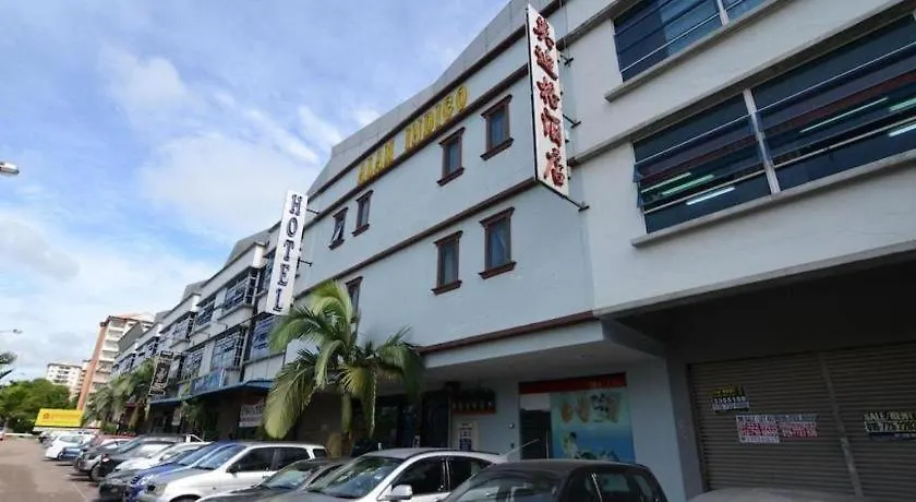 Hotel Alam Indi Τζόχορ Μπάχρου