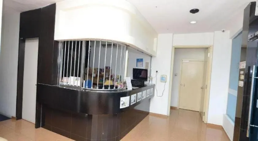 Hotel Alam Indi Τζόχορ Μπάχρου