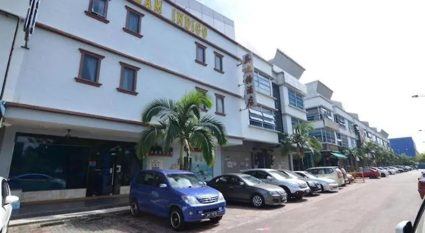 Hotel Alam Indi Τζόχορ Μπάχρου