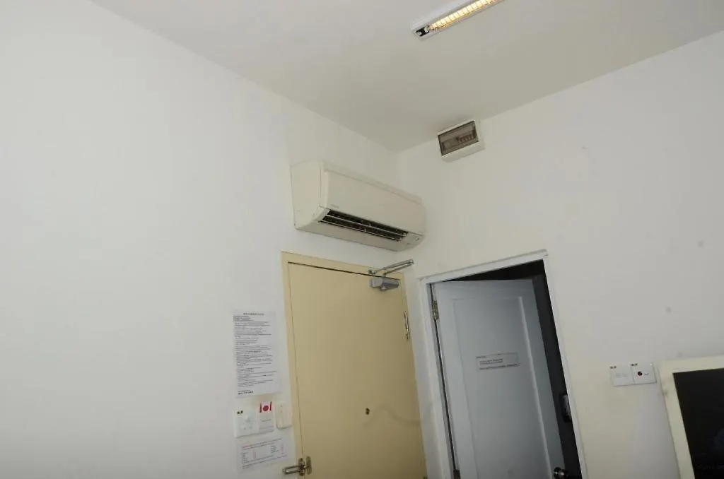 Hotel Alam Indi Johor Bahru 2*,  Malásia